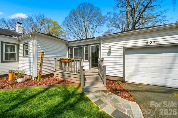 $349,000 | 203 8th Street Northeast, Conover, NC 28613