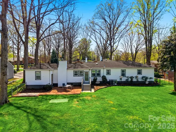 $349,000 | 203 8th Street Northeast, Conover, NC 28613