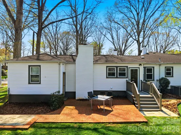 $349,000 | 203 8th Street Northeast, Conover, NC 28613