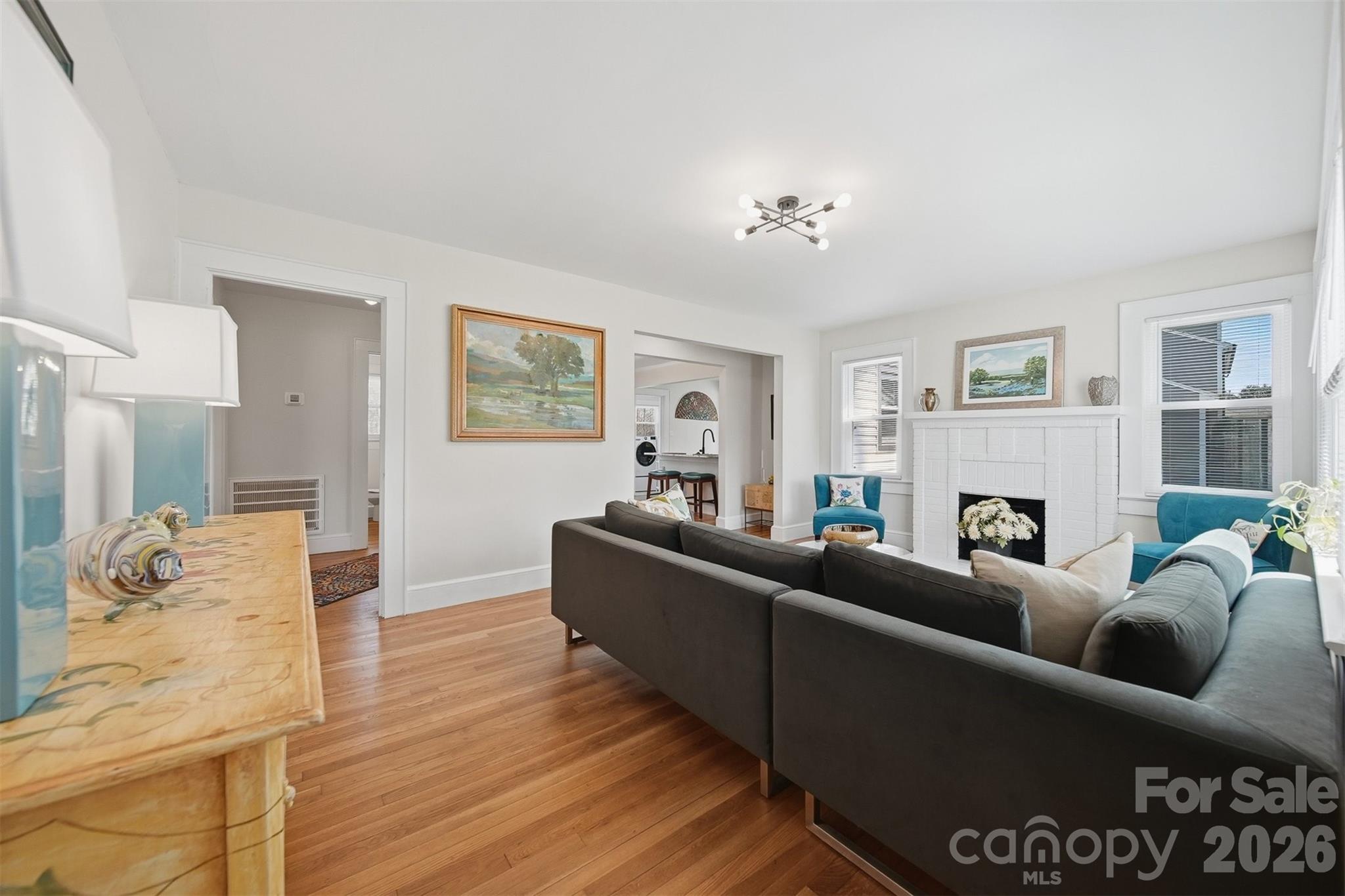 203 8th Street Northeast Conover, NC 28613 - Photo 5 of 48