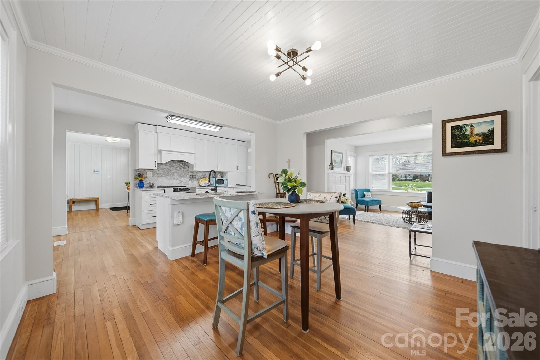 203 8th Street Northeast Conover, NC 28613 - Photo 10 of 48