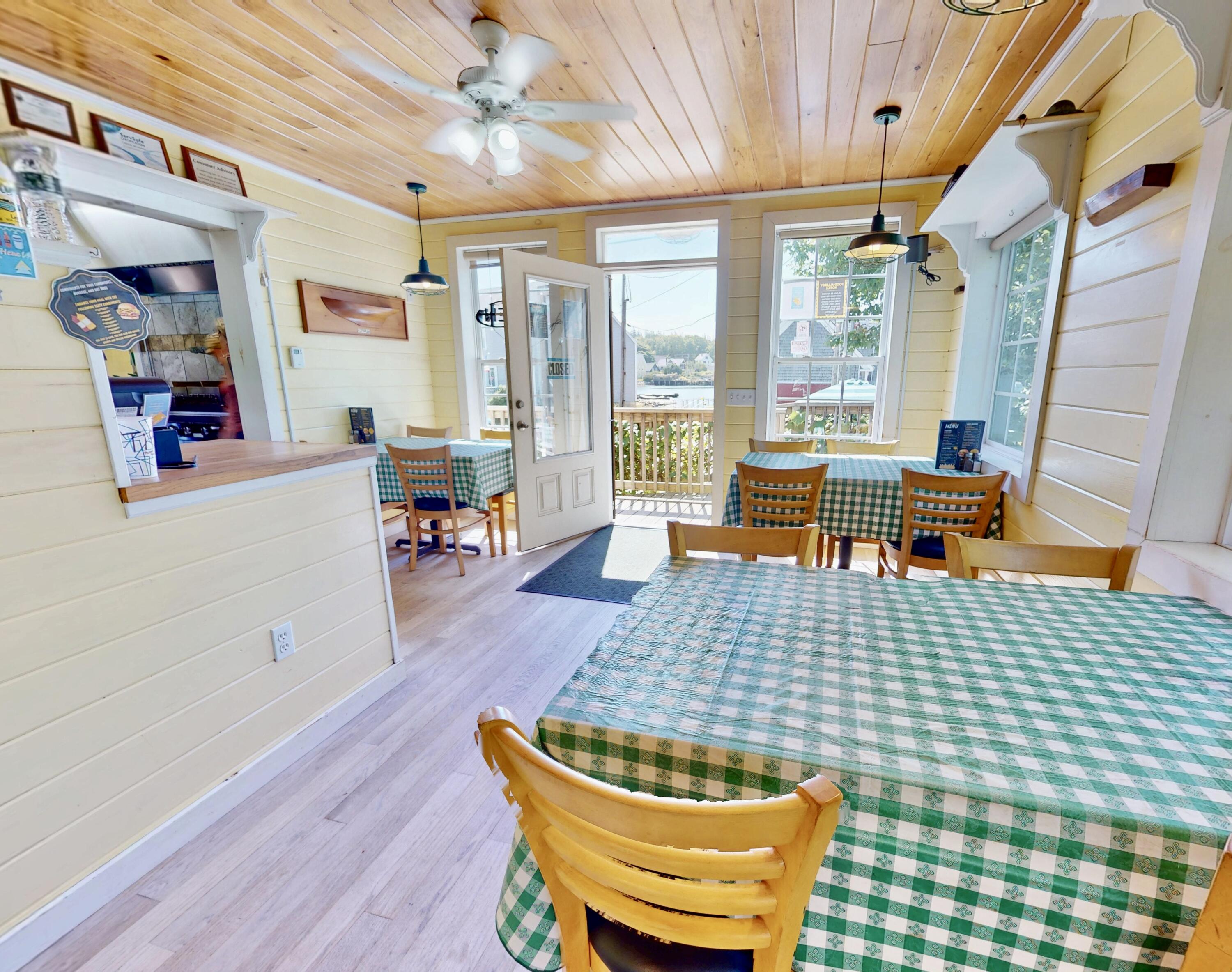 62 West Main Street Vinalhaven, ME 04863 - Photo 17 of 65