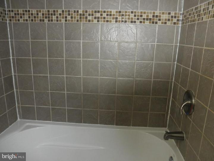 24 Crystal Cave Road Kutztown, PA 19530 - Photo 12 of 25 Bathroom