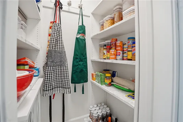 $590,000 | 2911 South Fairview Street, Unit C, Santa Ana, CA 92704