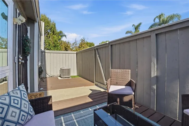 $590,000 | 2911 South Fairview Street, Unit C, Santa Ana, CA 92704