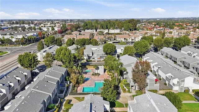 $590,000 | 2911 South Fairview Street, Unit C, Santa Ana, CA 92704