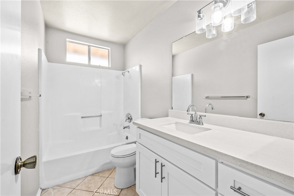 13755 Mohawk Road Apple Valley, CA 92307 - Photo 46 of 66