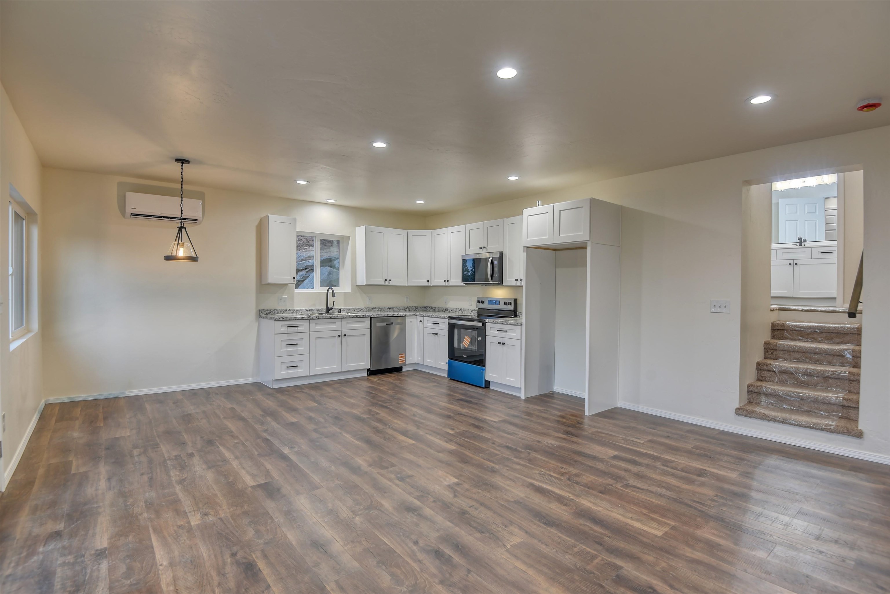 23422 East Henry Road Greenacres, WA 99016 - Photo 11 of 36