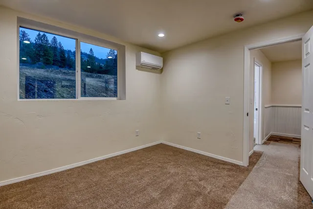 $650,000 | 23422 East Henry Road, Greenacres, WA 99016