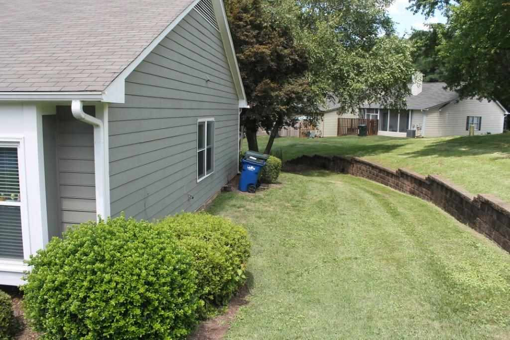 2707 Cottage Circle Raleigh, NC 27613 - Photo 17 of 21 Side Yard