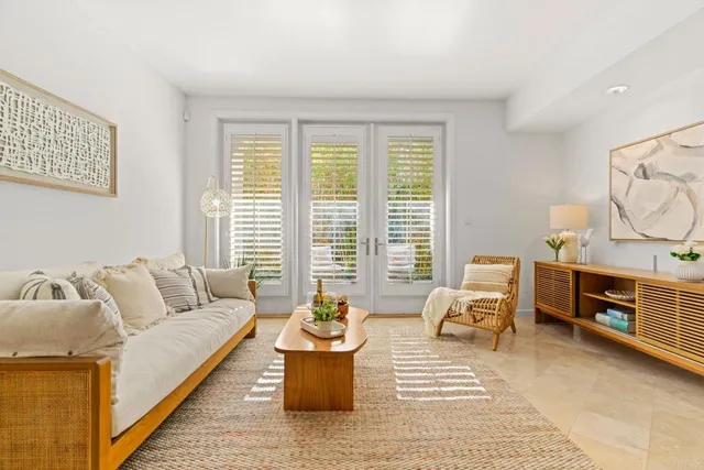 $1,495,000 | 5410 La Jolla Boulevard, Unit A102, La Jolla, CA 92037