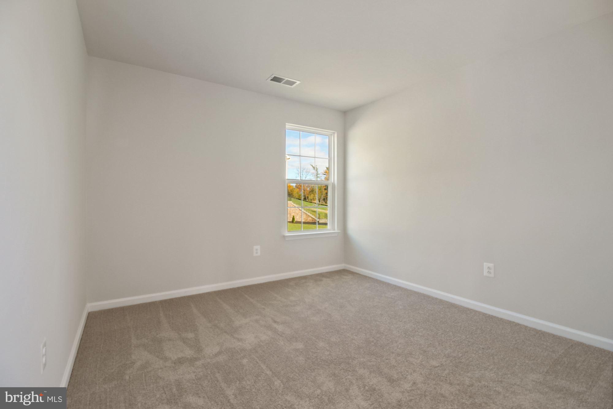 301 Greenwood Road Spring Grove, PA 17362 - Photo 6 of 34
