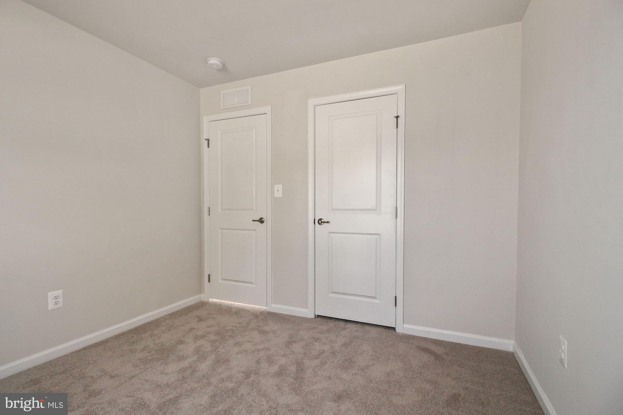 301 Greenwood Road Spring Grove, PA 17362 - Photo 9 of 34