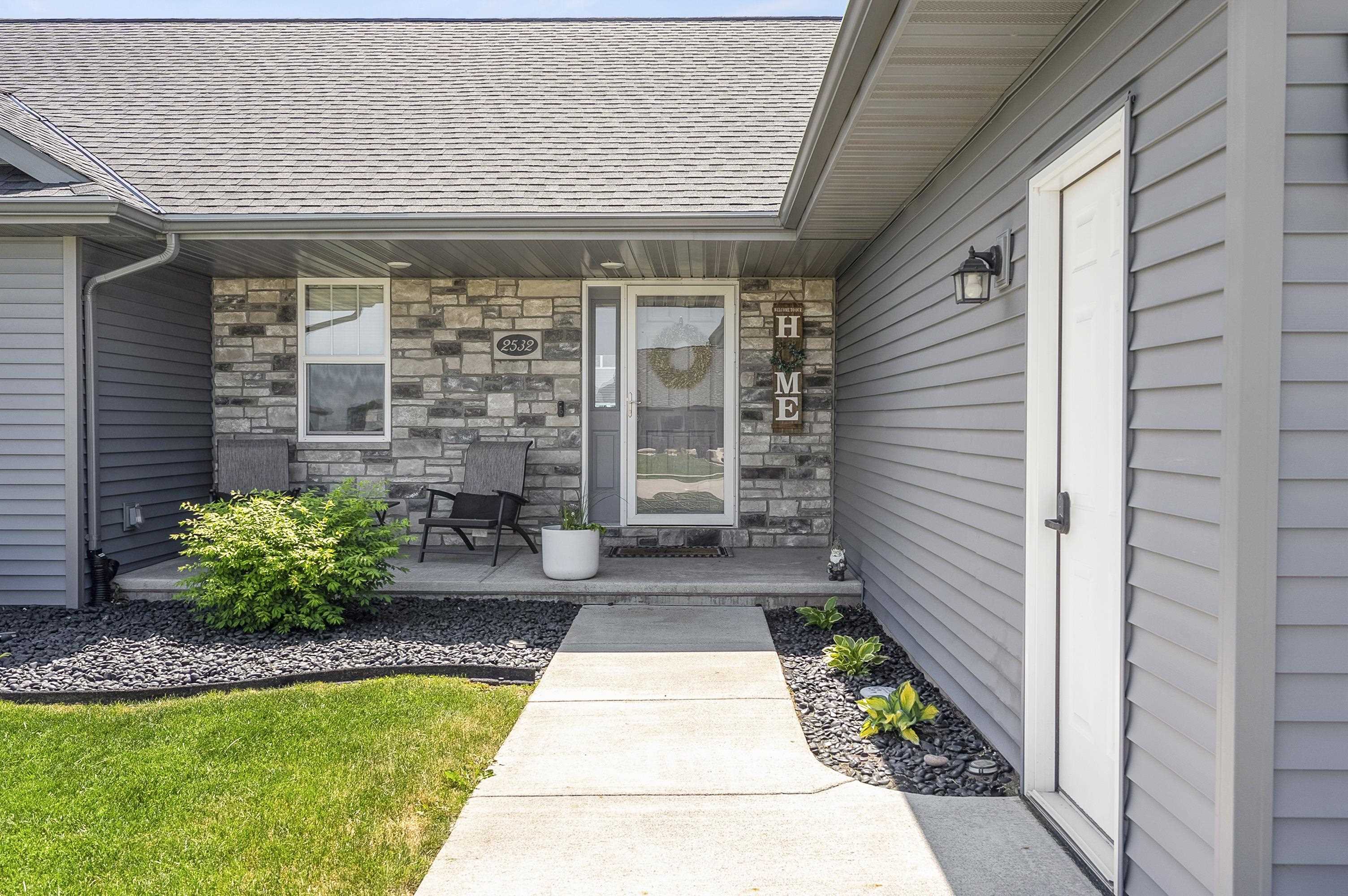 2532 Kilrush Road De Pere, WI 54115 - Photo 4 of 65