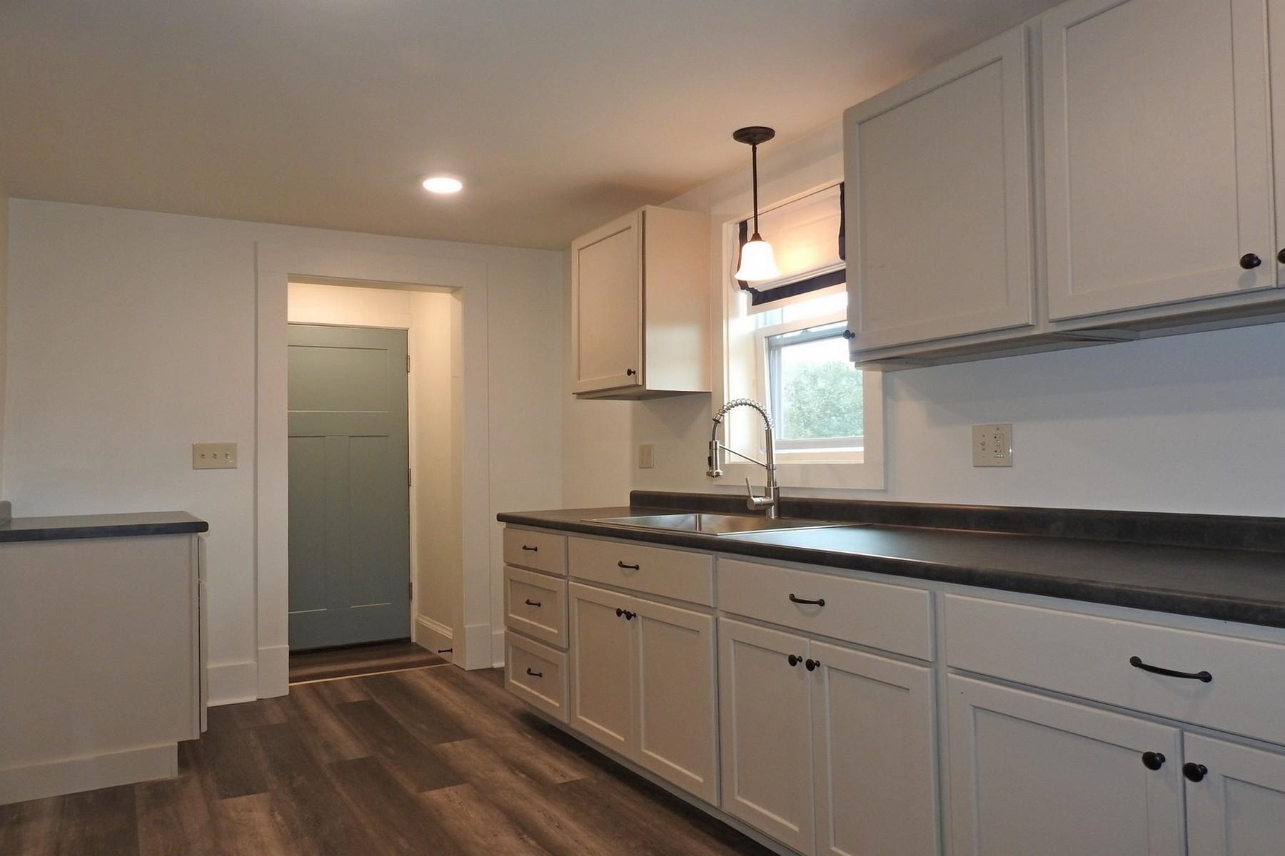 96 South Main Street Rutland, VT 05701 - Photo 6 of 27
