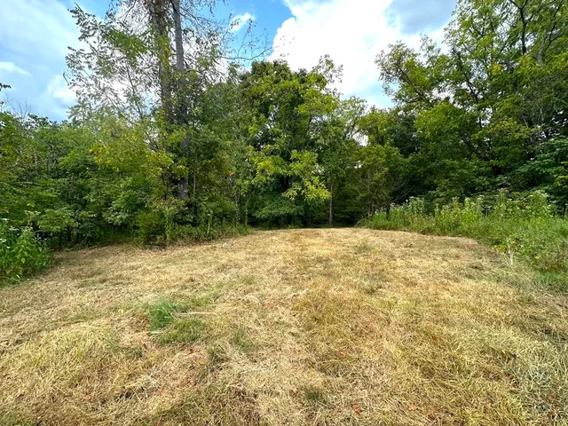 $395,000 | 1 Burgess Gower Road, Springfield, TN 37172