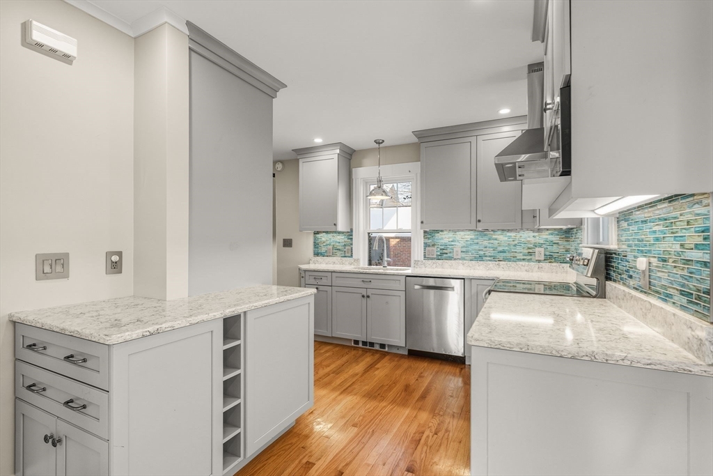 25 Moffat Road Quincy, MA 02169 - Photo 14 of 41 Gallery Image 14