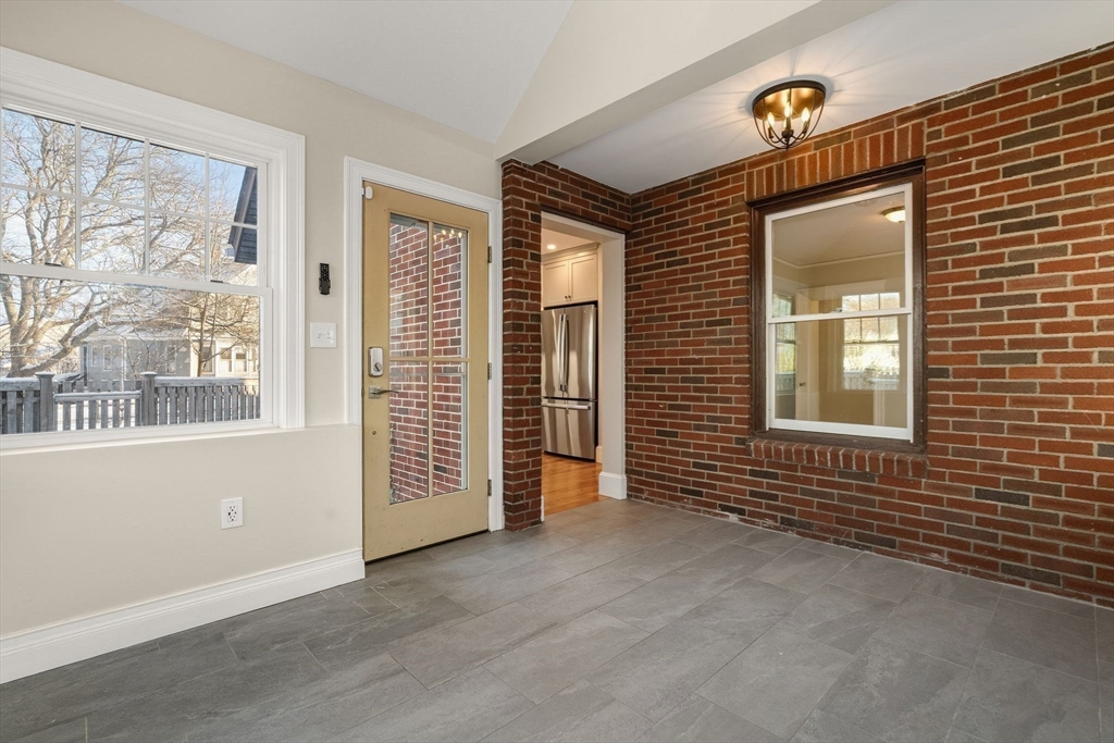 25 Moffat Road Quincy, MA 02169 - Photo 19 of 41 Gallery Image 19