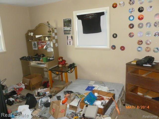 5190 South Durand Road Durand, MI 48429 - Photo 8 of 11 P1110874.jpg
