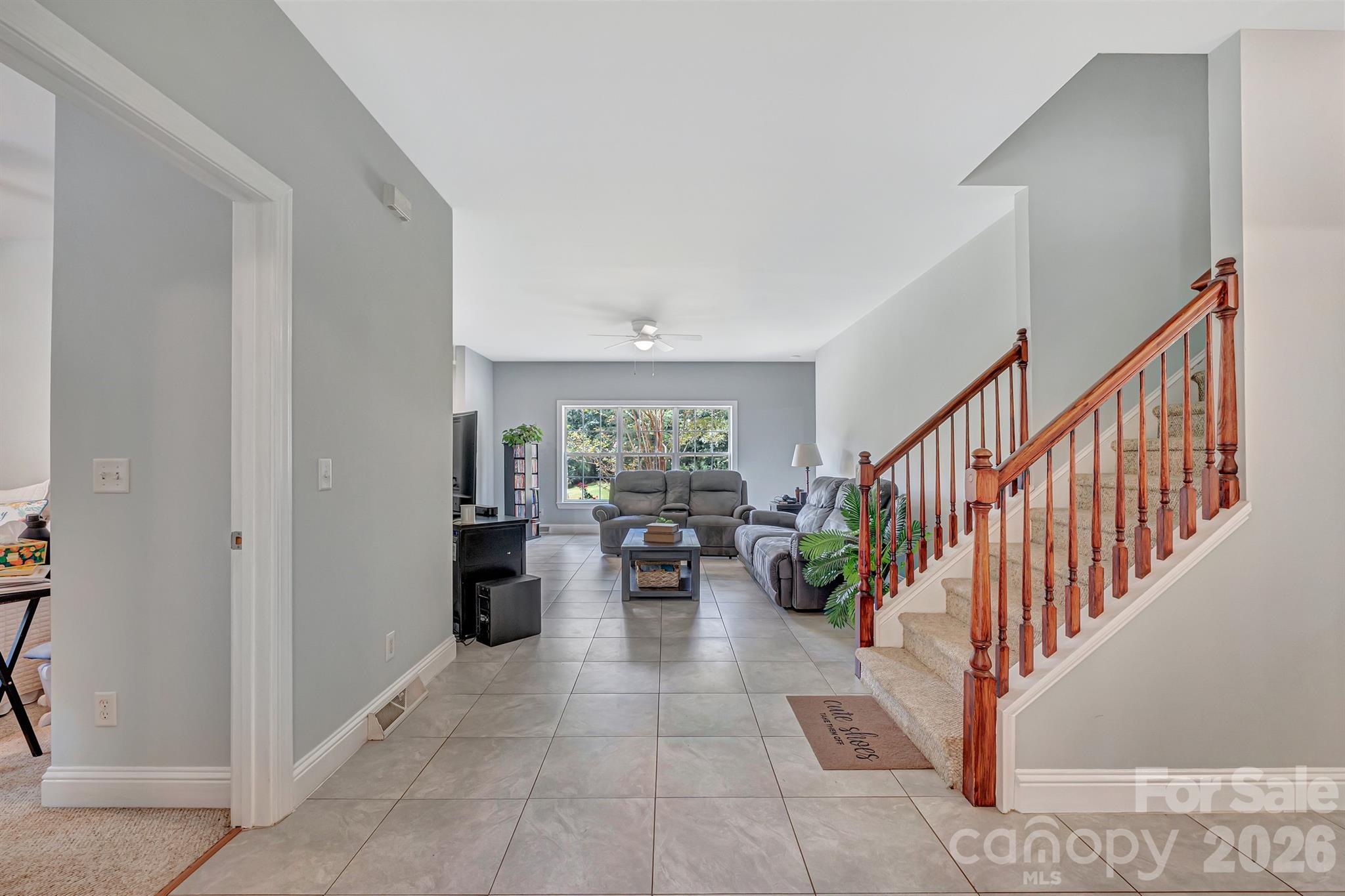 2538 Southside Road Lincolnton, NC 28092 - Photo 14 of 33 a living room with furniture and a potted plant