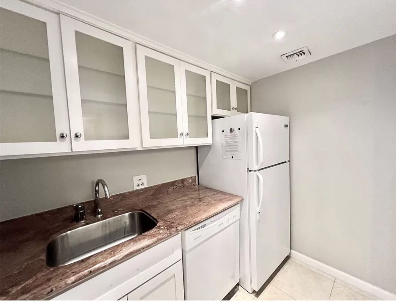 2016 Main Street, Unit 1708 Houston, TX 77002 - Photo 14 of 18