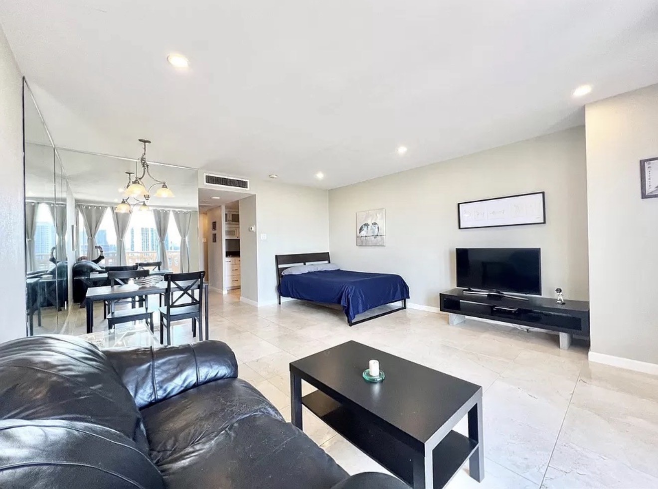 2016 Main Street, Unit 1708 Houston, TX 77002 - Photo 3 of 18