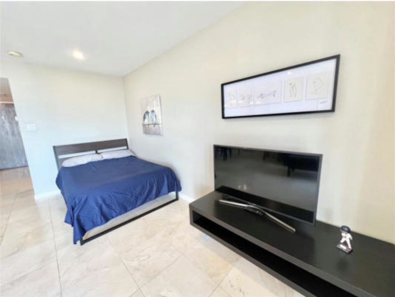 2016 Main Street, Unit 1708 Houston, TX 77002 - Photo 5 of 18