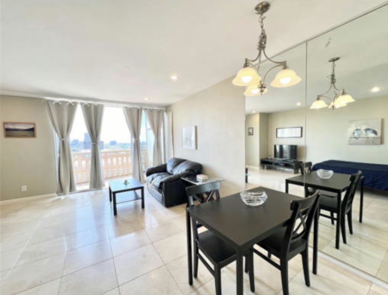 2016 Main Street, Unit 1708 Houston, TX 77002 - Photo 10 of 18