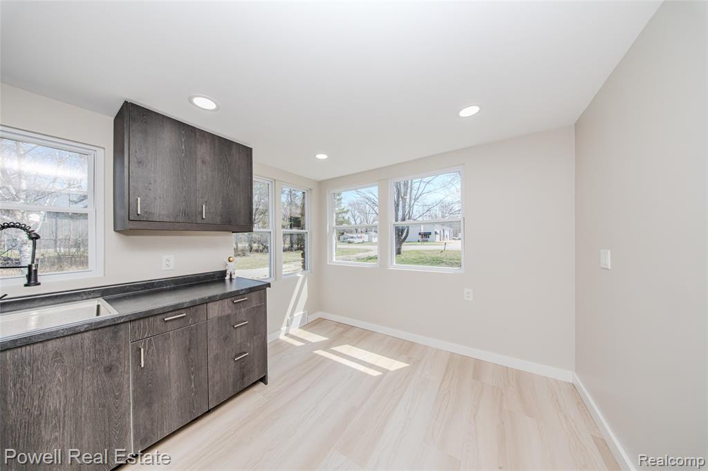 4118 Griswold Road Port Huron, MI 48060 - Photo 22 of 43
