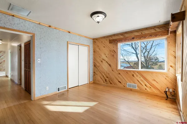 a view of front door with outdoor space