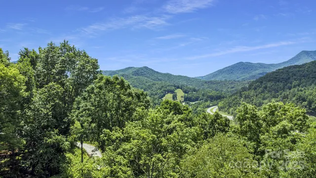 $399,000 | 373 Fox Trce Drive, Sylva, NC 28779