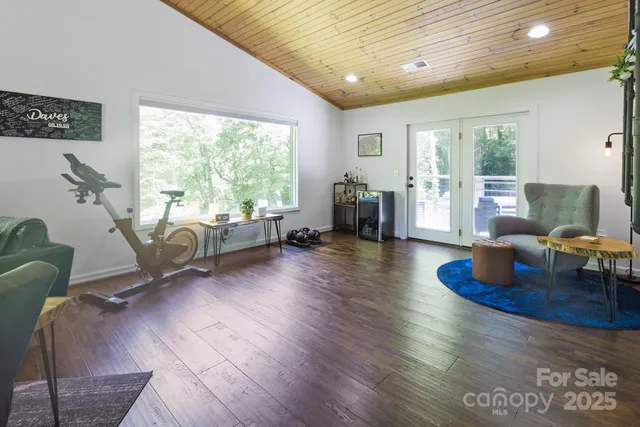 $399,000 | 373 Fox Trce Drive, Sylva, NC 28779