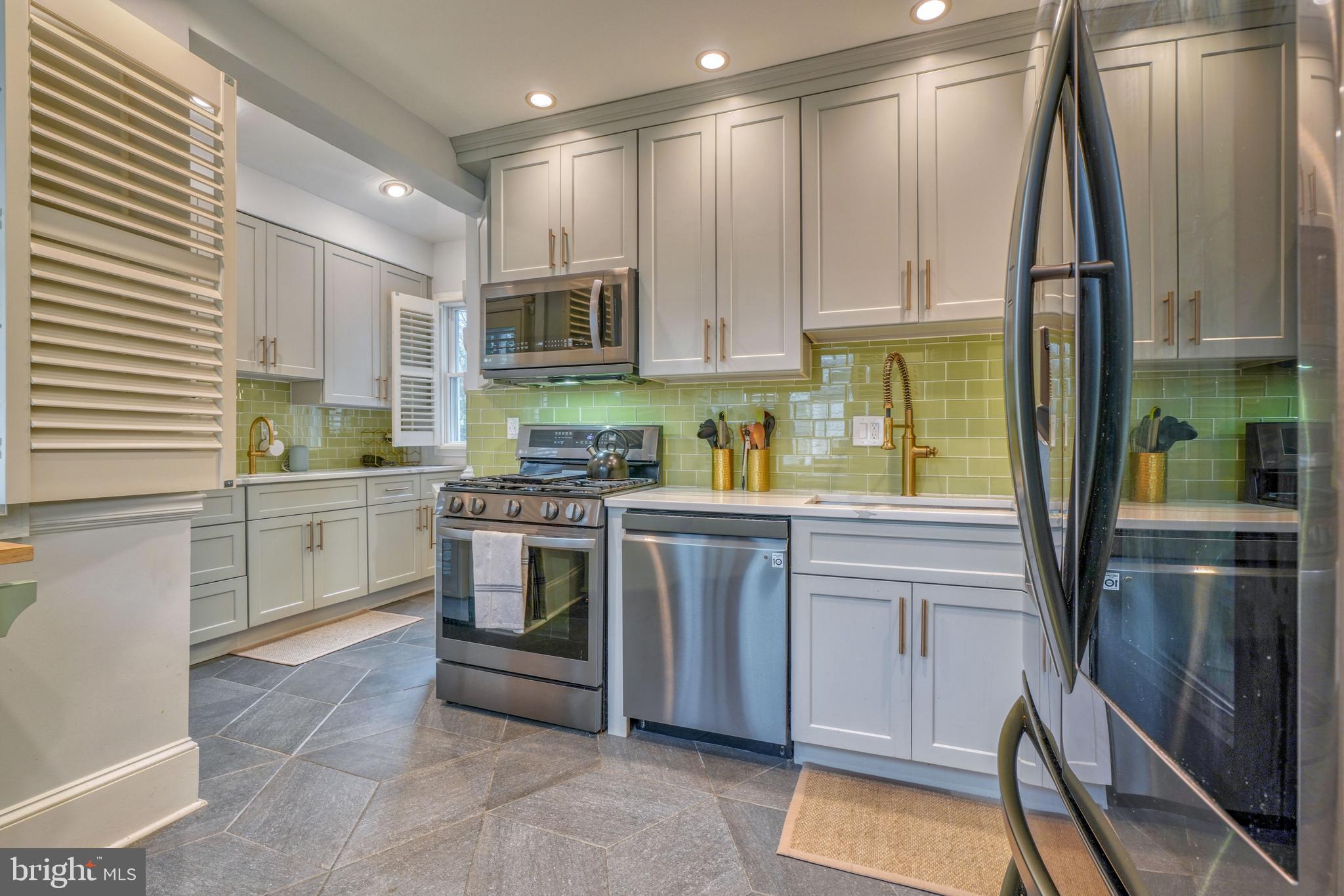 315 Taplow Road Baltimore, MD 21212 - Photo 1 of 53