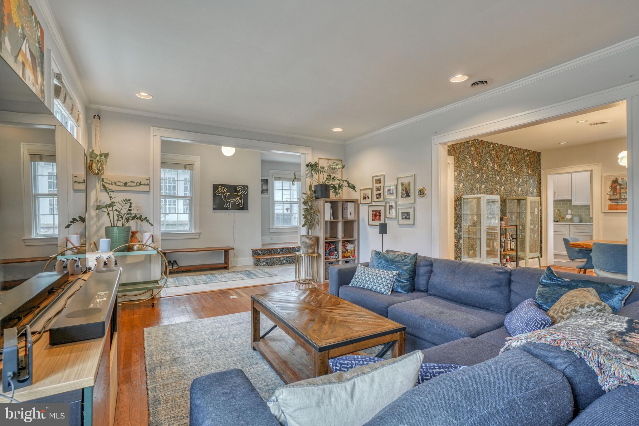 315 Taplow Road Baltimore, MD 21212 - Photo 2 of 53