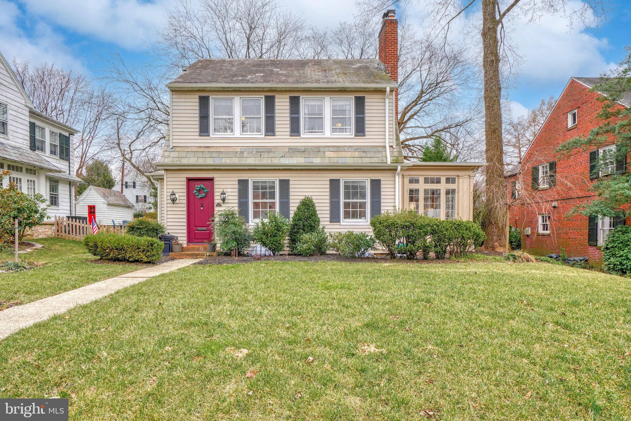 315 Taplow Road Baltimore, MD 21212 - Photo 3 of 53