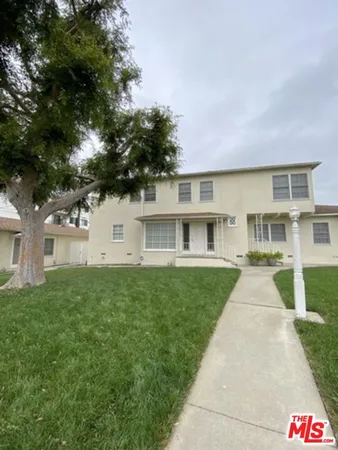 $1,990 | 5420 Alvern Circle, Unit D, Los Angeles, CA 90045