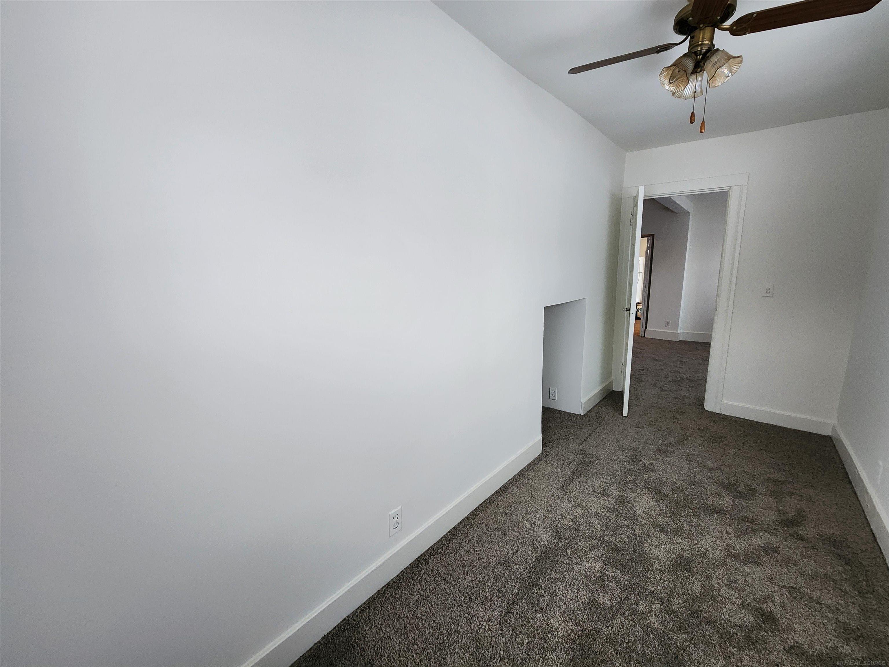 295 Rivard Boulevard, Unit 1W Grosse Pointe, MI 48230 - Photo 7 of 28