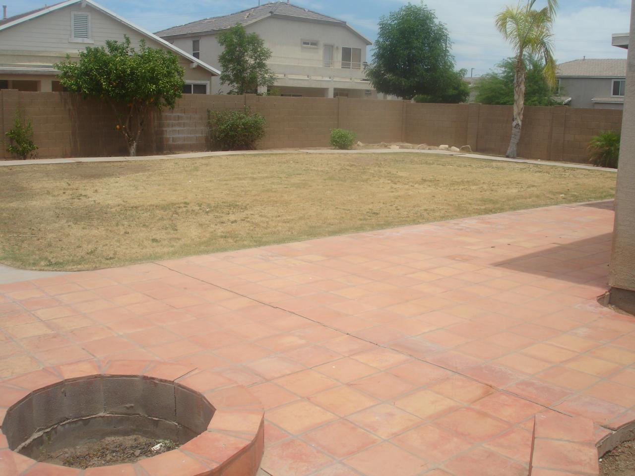 2594 East Del Rio Court Gilbert, AZ 85295 - Photo 4 of 10 Back2
