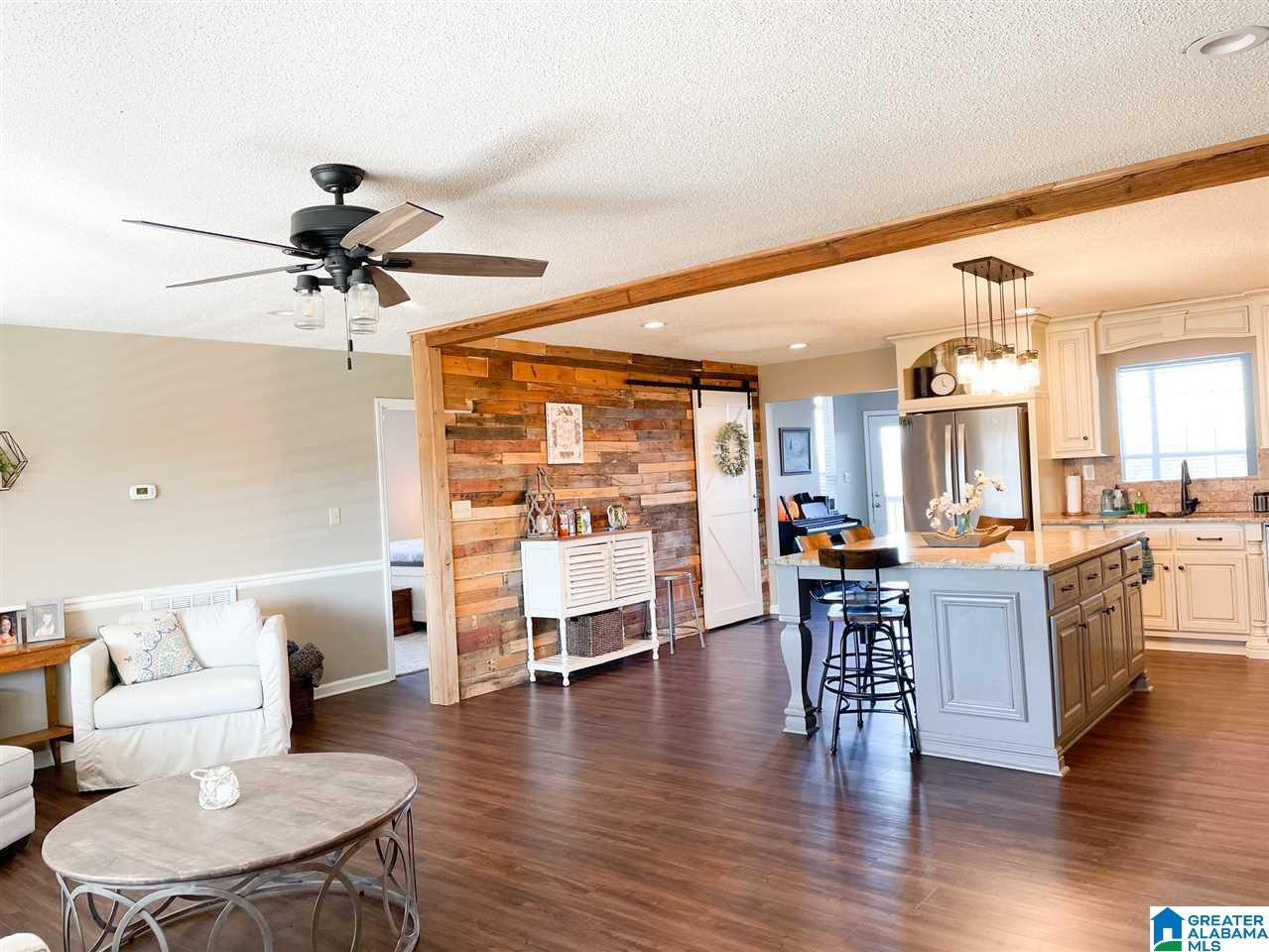 6901 Castle Heights Road Morris, AL 35116 - Photo 5 of 33