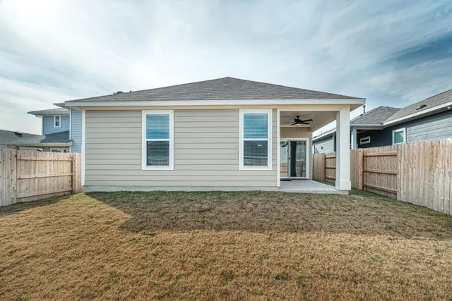 $1,950 | 7631 Europa Avenue, Round Rock, TX 78665