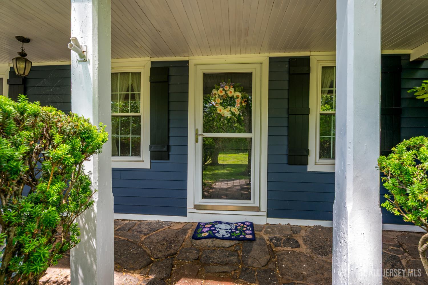 78 Falcon Road Hillsborough, NJ 08844 - Photo 5 of 53