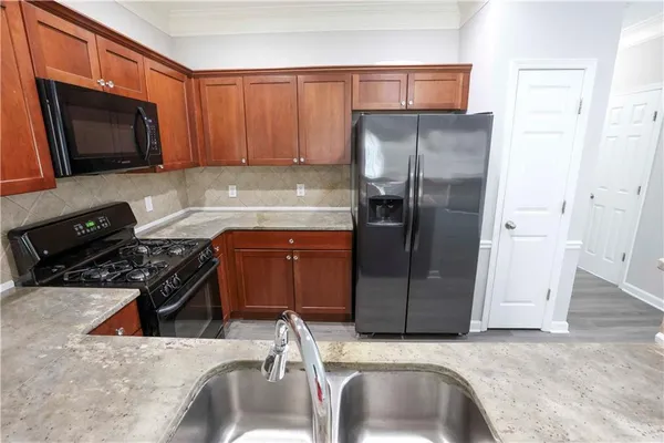 $269,900 | 820 Tulip Poplar Way, Lawrenceville, GA 30044