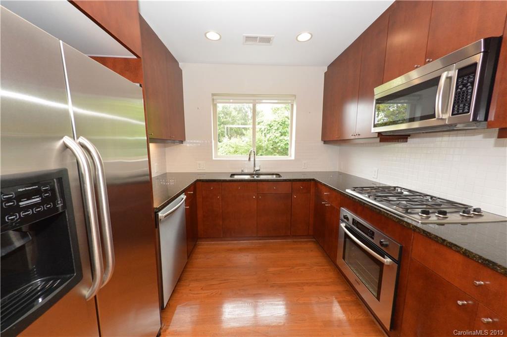 420 Queens Road, Unit 9 Charlotte, NC 28207 - Photo 9 of 16 Gallery Image 9