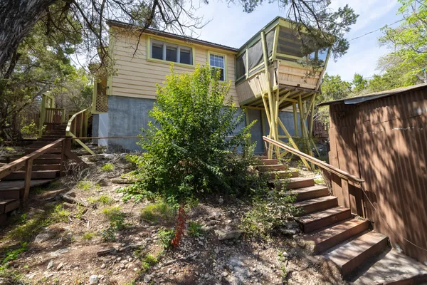 $250,000 | 10600 Turkey Bend Drive, Jonestown, TX 78645