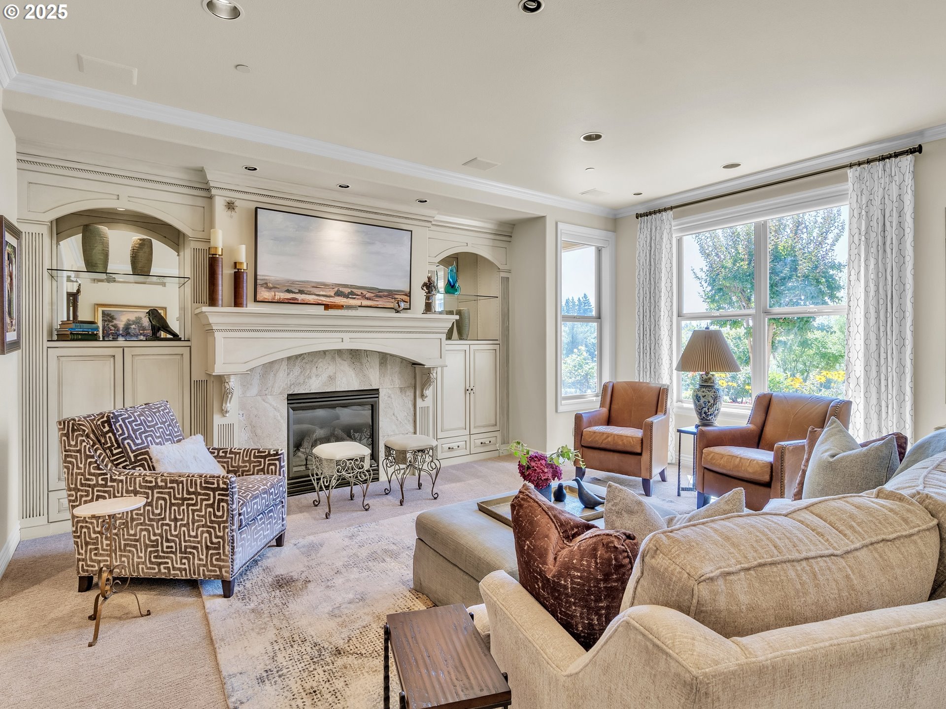 13424 Ehlen Road Northeast Aurora, OR 97002 - Photo 12 of 48 a living room with furniture and a fireplace