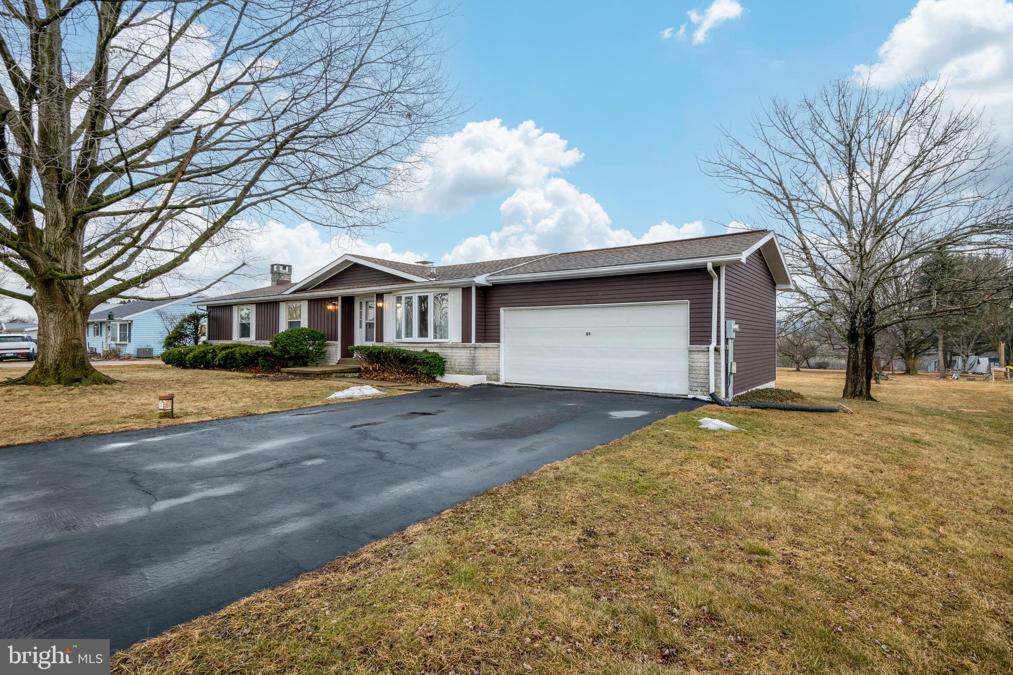 89 Deep Run Road Myerstown, PA 17067 - Photo 3 of 35 Gallery Image 3