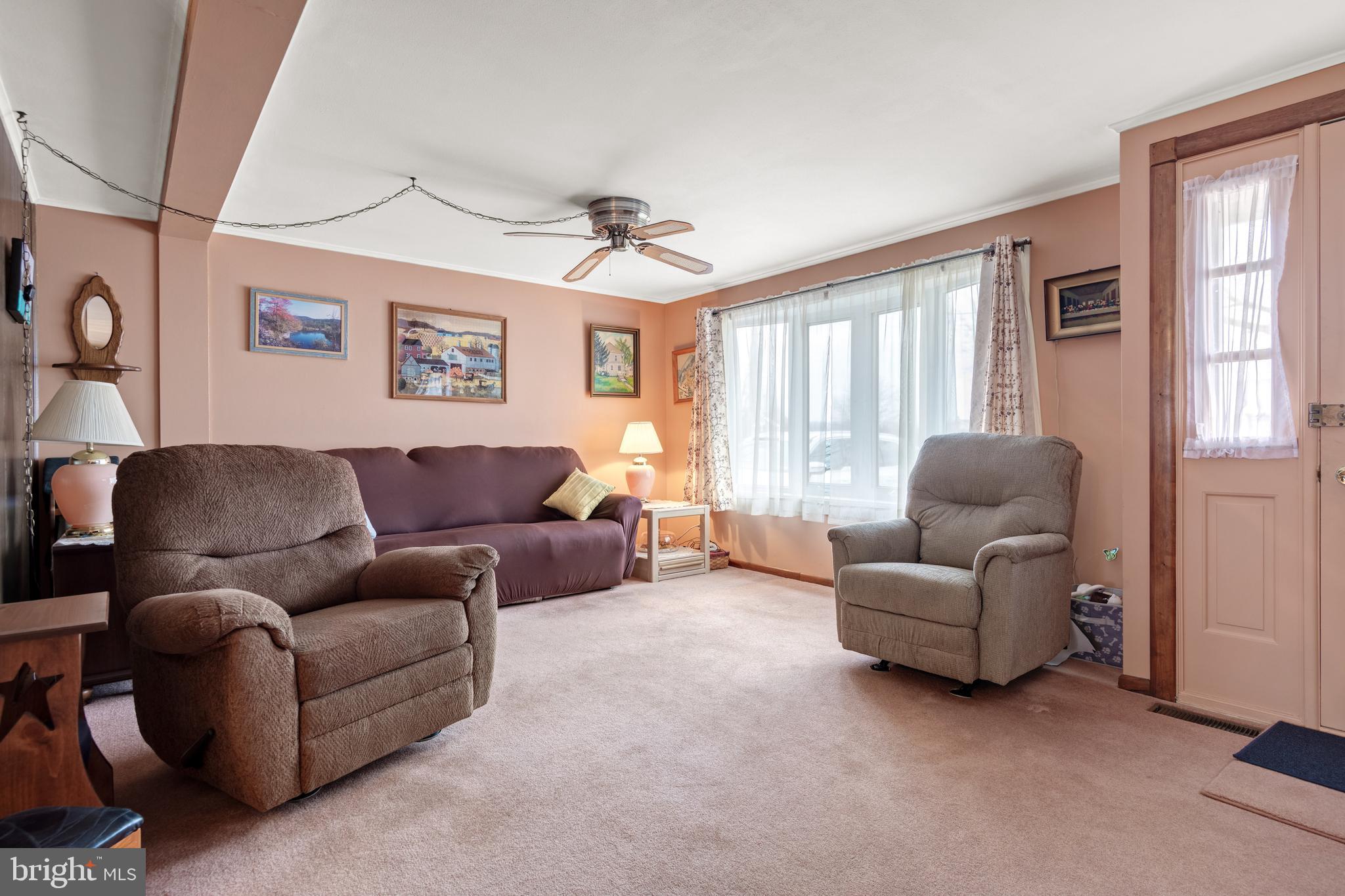 89 Deep Run Road Myerstown, PA 17067 - Photo 6 of 35 Gallery Image 6