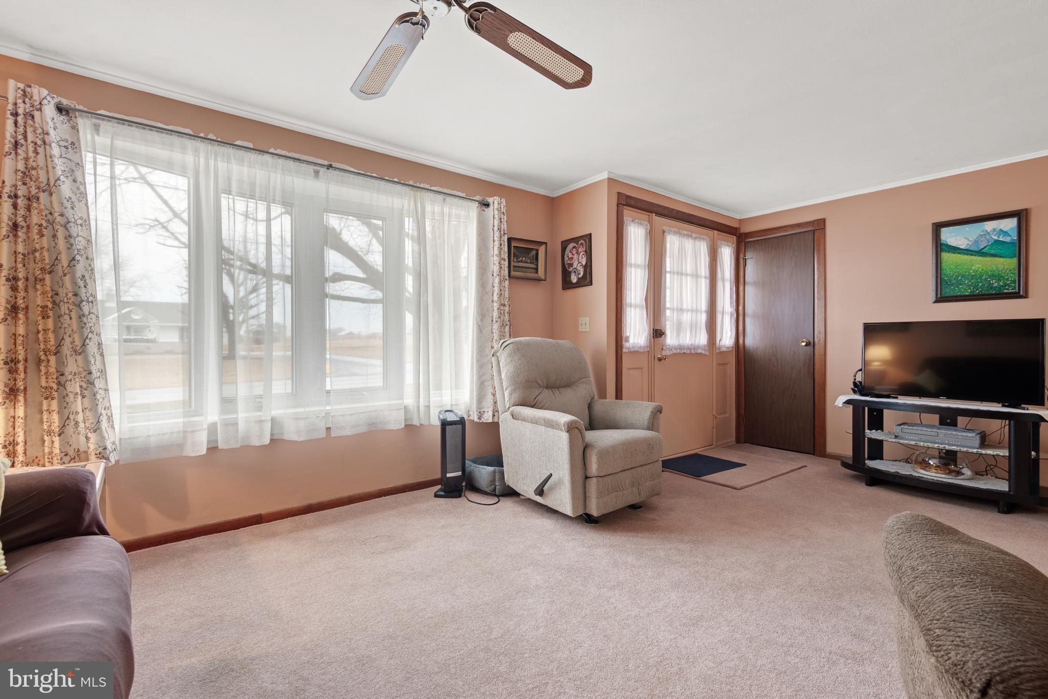 89 Deep Run Road Myerstown, PA 17067 - Photo 7 of 35 Gallery Image 7