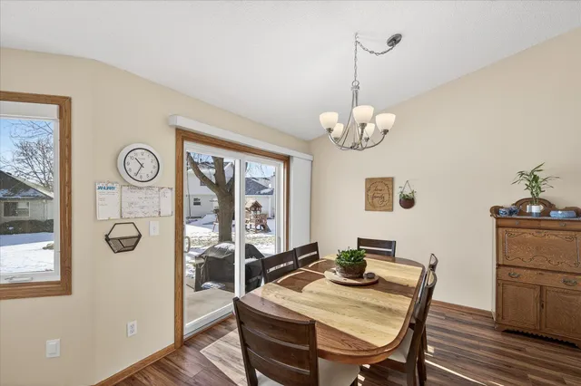 $435,000 | 9141 Sierra Road, Woodbury, MN 55125