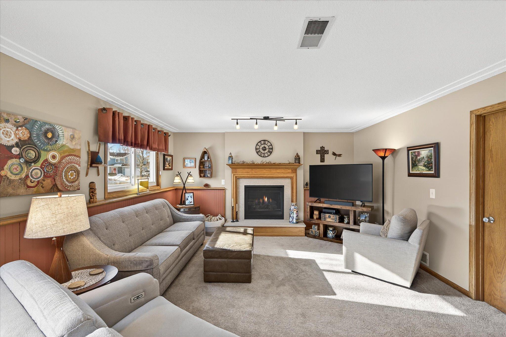 9141 Sierra Road Woodbury, MN 55125 - Photo 18 of 24